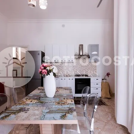 Apartment Floral Flat - *